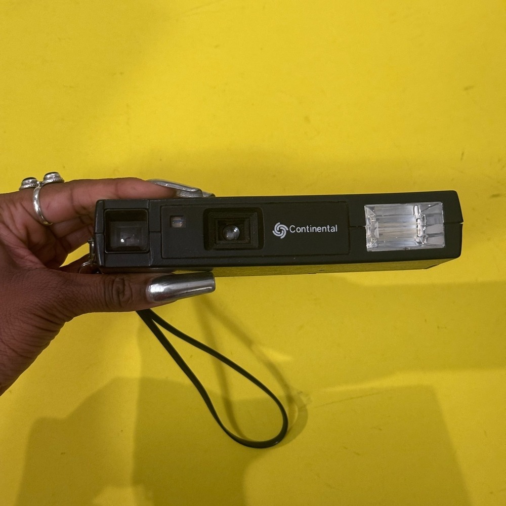 Continental Powerwind 1000T Color Film Auto Flash Camera 1980s Vintage Photo - Picture 2 of 4